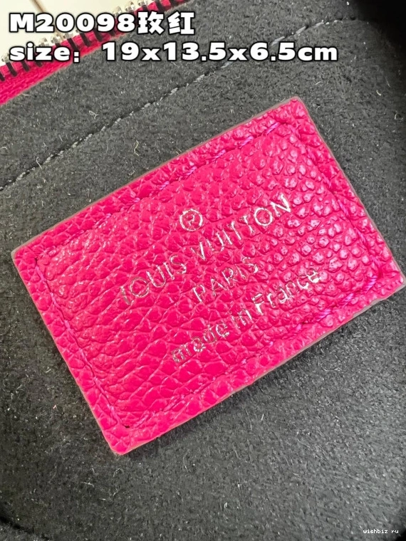 WIS Marellini VUITTON LOUIS 1019